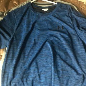 Under Armour athletic shirt (blue - M)